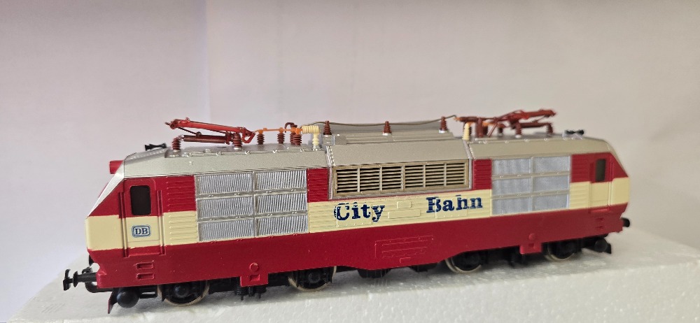 Elektrická lokomotiva E499 City nová (HO)